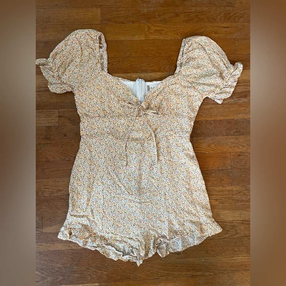 Altar’d State Romper- Size L